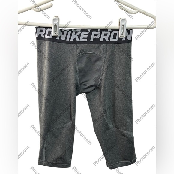 Nike Pro Dri Fit Gray Capris Long Underwear Sz Small - Picture 1 of 10